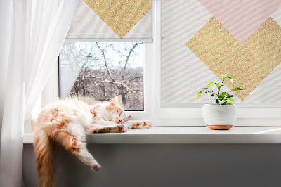 Fensterrollo innen mit überlappenden Quadraten