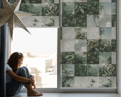 Fensterrollo innen in gefliester Palmenoptik