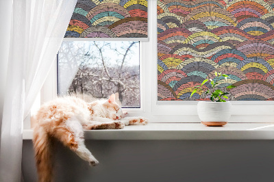 Fensterrollo innen mit Wellen- und Halbkreismuster