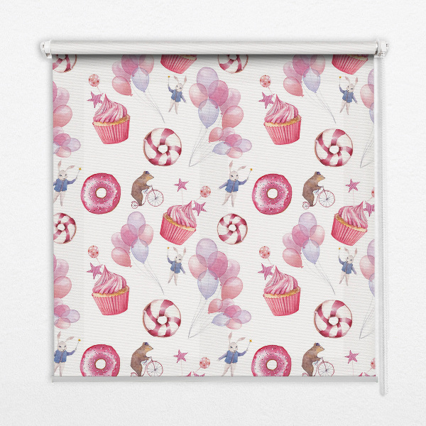Fensterrollo mit rosa Luftballons, Donuts und Häschen