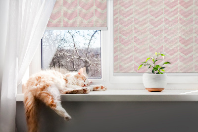 Rollo Fenster in Rosa mit Zickzacklinien