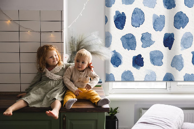 Rollofenster in blauer Farbe