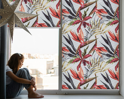 Fensterrollo innen mit exotischen Blättern