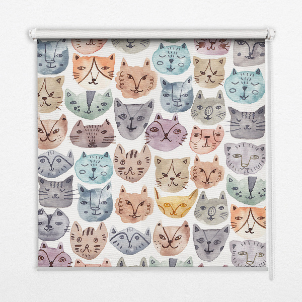 Rollo fenster mit bunten Katzengesichtern