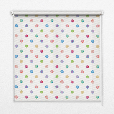 Fensterrollo mit bunten Punkten