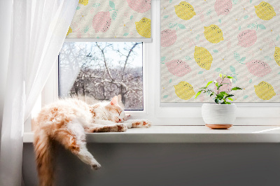 Fensterrollo innen in Rosa und Gelb mit Zitronenmuster