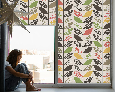 Rollo Fenster mit bunten Blättern