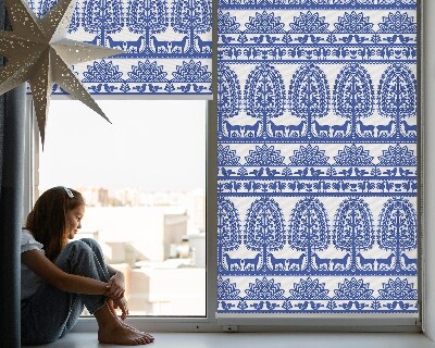 Fensterrollo innen in blauem Muster