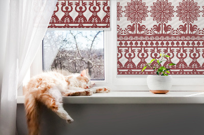 Fensterrollo in braunem Muster