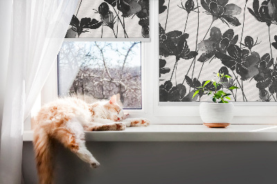 Rollo Fenster in Schwarz mit Blütenmuster