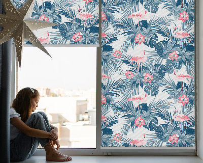 Fensterrollo innen mit tropischen Pflanzen und Flamingos