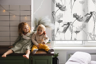 Rollo Fenster mit Zeichnungen von Blumen