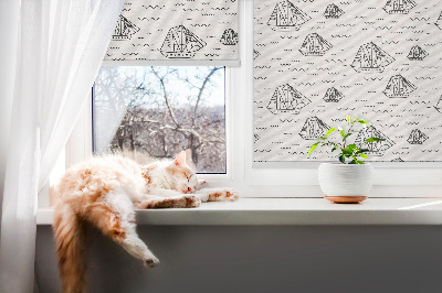 Fensterrollo innen gezeichnete schiffe