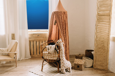 Fensterrollo in blauer Ausführung