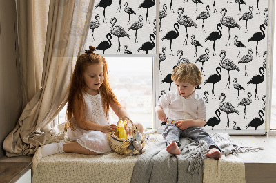 Fensterrollo innen in Schwarz mit Flamingo-Motiv