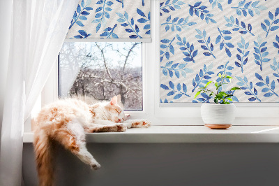 Fensterrollo in Blau mit Blättermuster