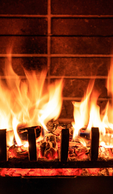 Kamin für das Fensterrollo