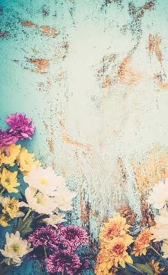 Fensterrollo innen mit Blumenmuster auf blauem Hintergrund