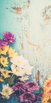 Fensterrollo innen mit Blumenmuster auf blauem Hintergrund