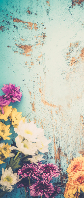 Fensterrollo innen mit Blumenmuster auf blauem Hintergrund