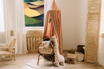 Rollo Fenster mit abstrakten Hügeln