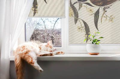 Fensterrollo mit Vögeln auf einem Baum