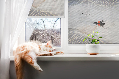 Fensterrollo in verschwommenen Bergen