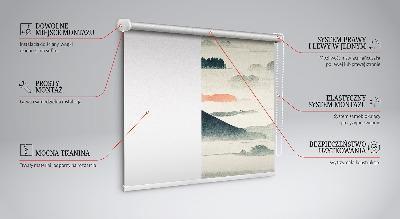 Fensterrollo innen mit bemalten Bergen