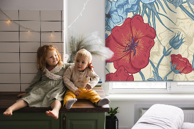 Fensterrollo innen mit Vögeln zwischen den Blumen
