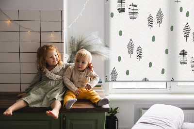 Fenster Rollo mit eingezeichneten Bäumen und Hirschen