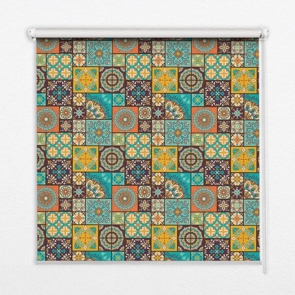 Verdunkelungsrollo mit buntem Mandala-Motiv