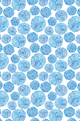 Verdunkelungsrollo mit blauem Blütenblattkreis-Muster