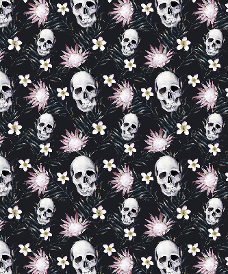 Verdunkelungsrollo mit einem Motiv aus einem Schädel zwischen Blumen