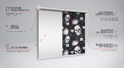 Verdunkelungsrollo mit einem Motiv aus einem Schädel zwischen Blumen