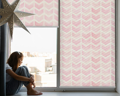Verdunkelungsrollo in Rosa mit Zickzackmuster