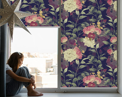 Verdunkelungsrollo mit Blumenmuster