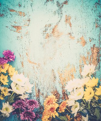 Rollo lichtundurchlässig mit Blumenmotiv auf blauem Hintergrund