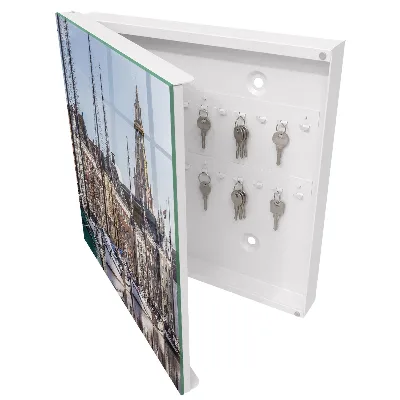 Schlüsselschrank Segel auf dem Wasser