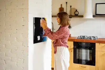 Magnettafel zum Beschreiben bunter Staub
