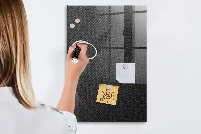 Beschreibbare Magnettafel mit dunklem Muster