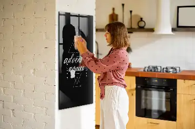 Beschreibbare Magnettafel im Design Abenteuer