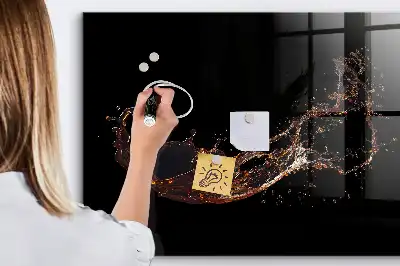 Beschreibbare Magnettafel für die Küche mit Motiv verschüttetes Getränk