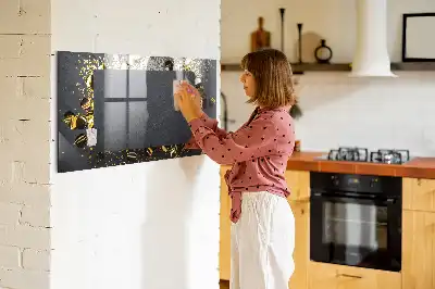 Beschreibbare Magnettafel für die Küche mit goldenem Konfetti Motiv