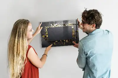 Beschreibbare Magnettafel für die Küche mit goldenem Konfetti Motiv