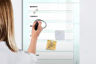 Wochenplaner beschreibbare Magnettafel