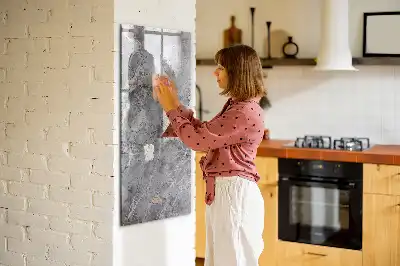 Beschreibbare Magnettafel in dunkler Marmoroptik