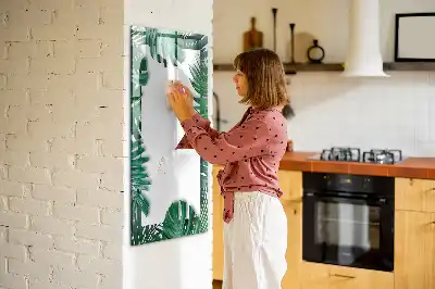 Magnettafel mit Monstera-Rahmen beschreibbar