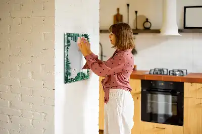 Magnettafel mit Monstera-Rahmen beschreibbar