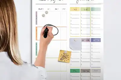 Wöchentlicher Speiseplan als beschreibbare Magnettafel