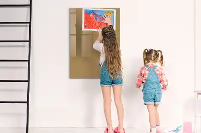 Beschreibbare Magnettafel in Dunkelbeige